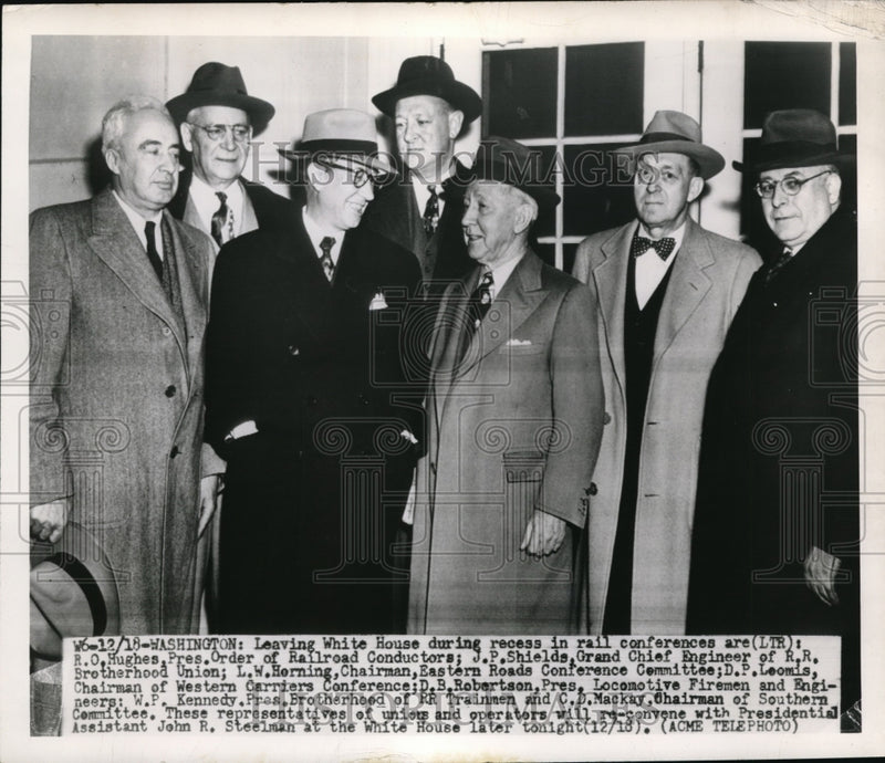 Load image into Gallery viewer, 1950 Press Photo D.C. RR conference at White House, RO Hughes,JP Shields
