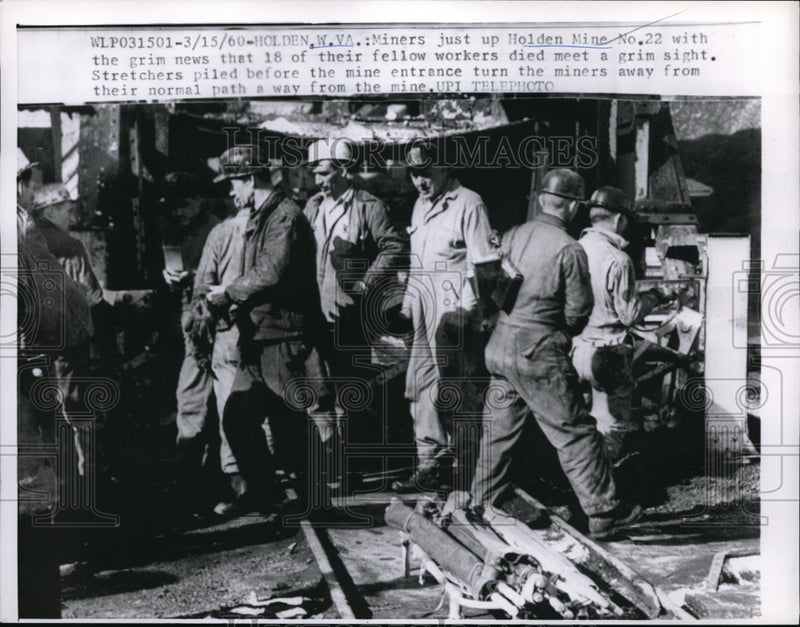 Load image into Gallery viewer, 1960 Press Photo Holden Mine 22 miners upon hearing news that 18 fellows died

