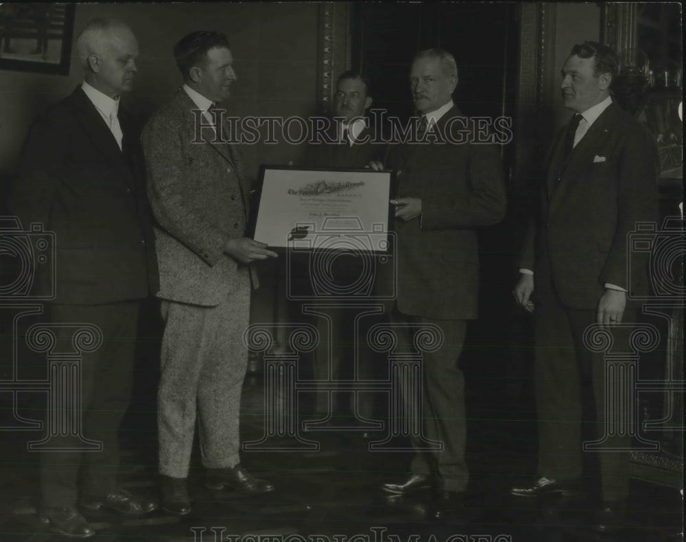 1923 Press Photo General Pershing made honorary member of the Scottish Rite