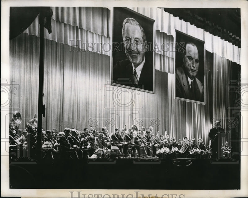 Load image into Gallery viewer, 1950 Press Photo College band members at big automotive industry banquet
