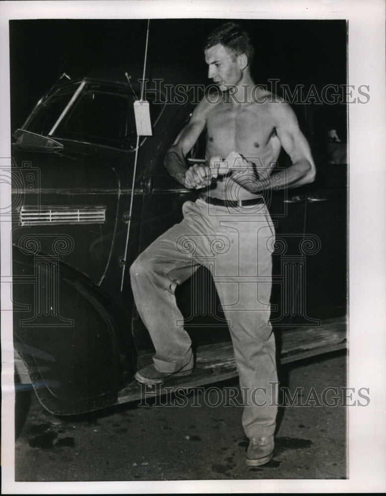 1954 Press Photo Carleton West got a parking ticket after saving a drowning girl