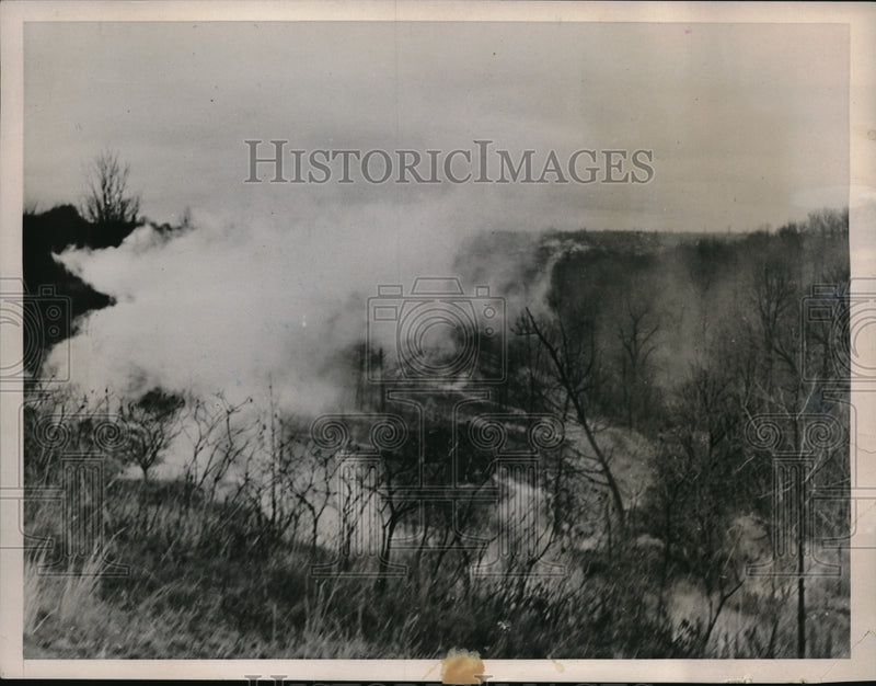 Load image into Gallery viewer, 1937 Press Photo Smoke from Fire Rise from Countryside Around Straitsville Ohio
