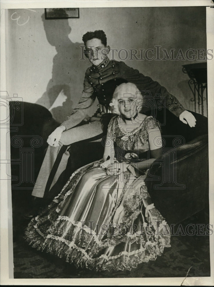 1930 Press Photo Wayne, Pa Gertrude Fisher & Cadet Arnold Frush - nec61561