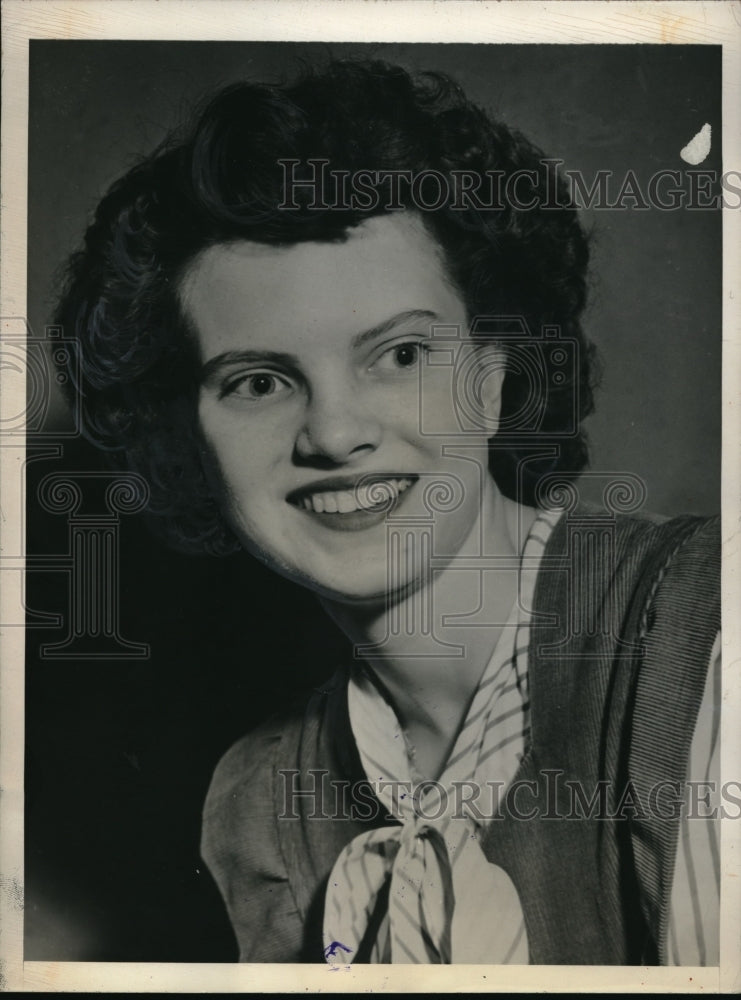 1945 Press Photo Mary Ann Kennedy to be a Physician for lepers