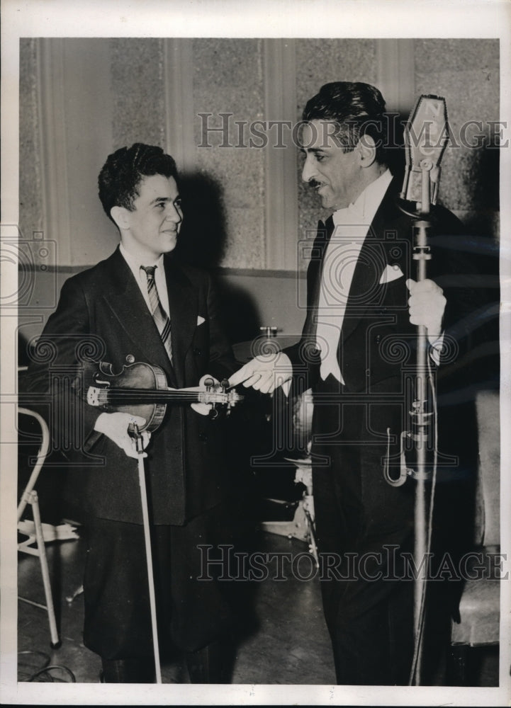 1938 Press Photo NYC, violinist Arnold Belnick, Alexander Smallens, conductor