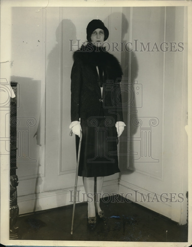 1937 Press Photo NYC, Mary Kane in a morning walking suit