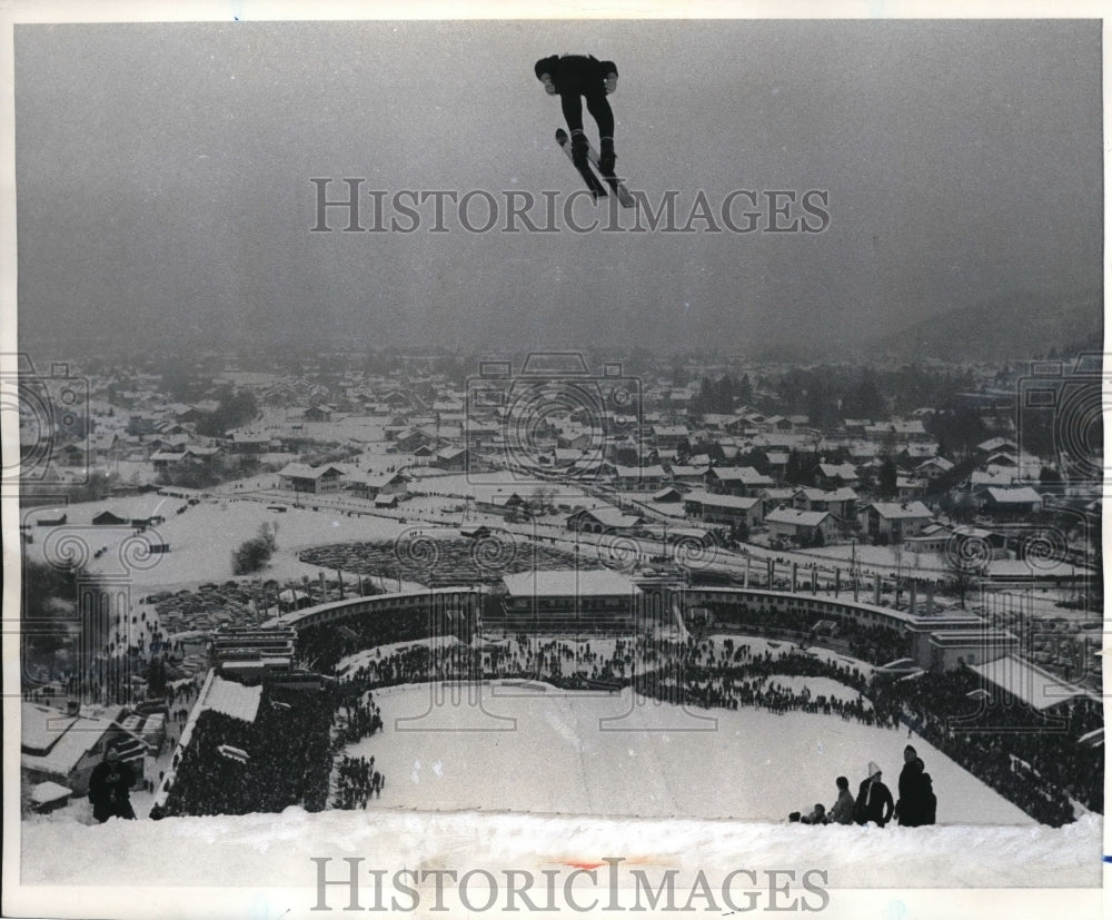 1970 Press Photo Ludvik Zajc During Ski Jump Competition In Germany- Historic Images