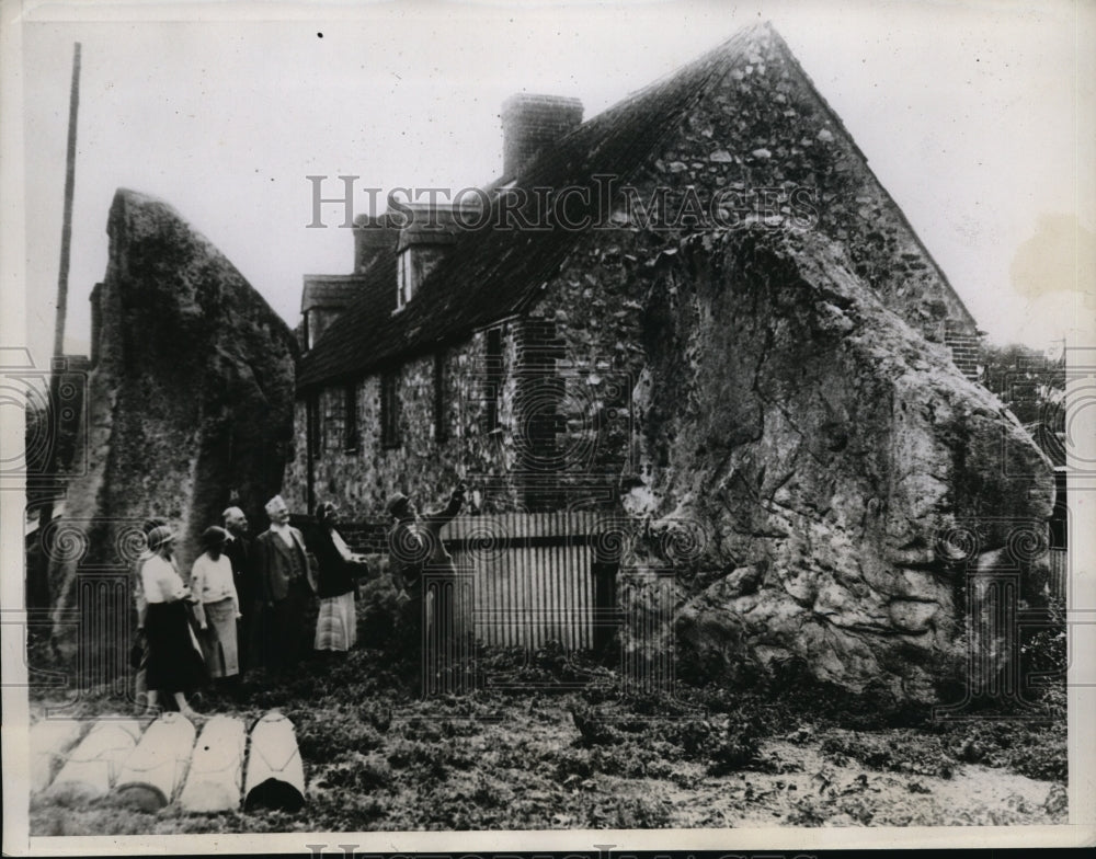 1934 Press Photo Unearth British Templer Older than Stonhenge