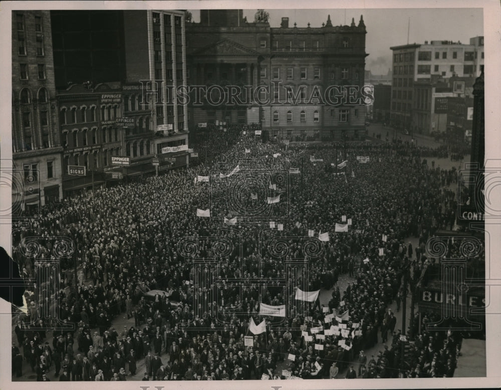 1937 Press Photo Cadillac Square Meeting Union Sympathizers Homer Martin, Ed Hal
