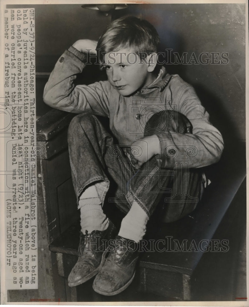 Load image into Gallery viewer, 1947 Press Photo Daniel Waisbrot, 13, held for convalescent home fire
