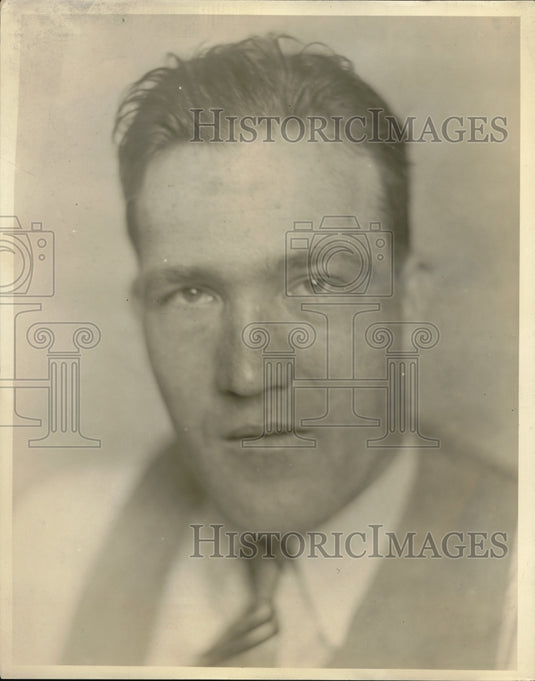 1929 Press Photo Photographer Ray - nec65288