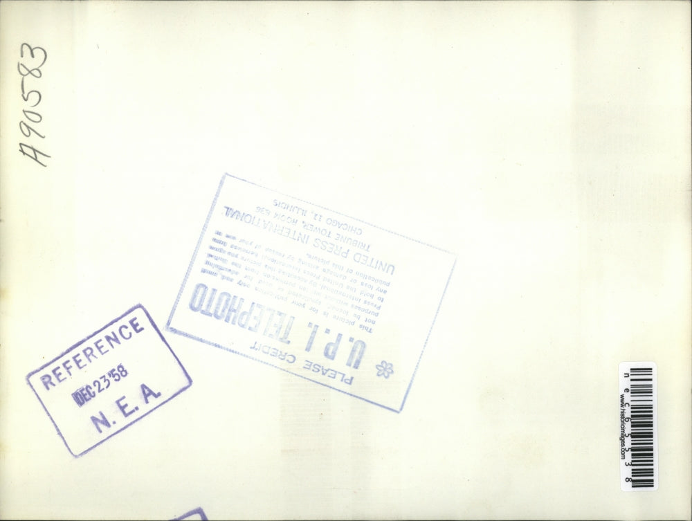 1958 Press Photo Bridgeport, Mich bus driver Russell Knisley almost hit by train