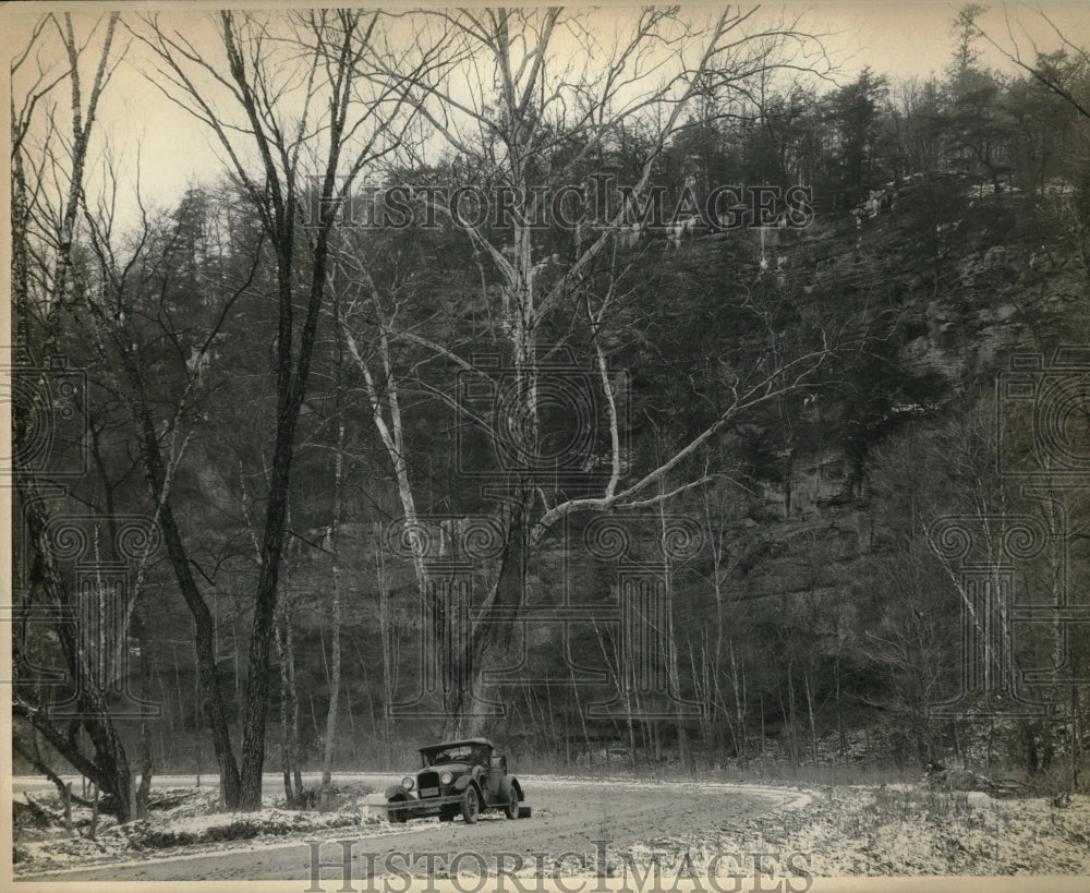 Press Photo Typical of ash cave section So. Hocking Co State Park