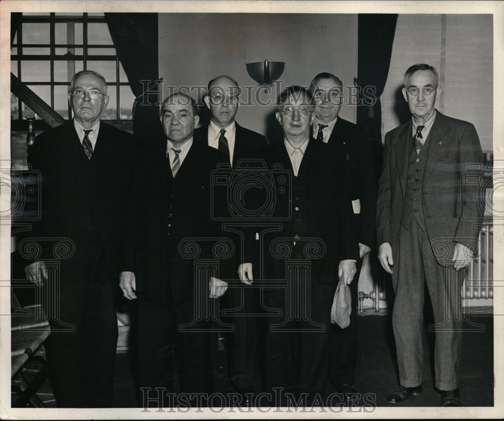 1944 Press Photo Steel & Wire, John Kizor, Harry Clemons, H.B. Trowbridge,