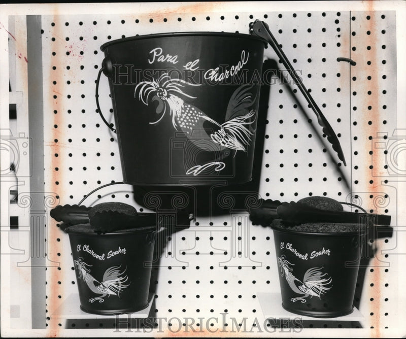 Load image into Gallery viewer, 1959 Press Photo Charcoal Soaker
