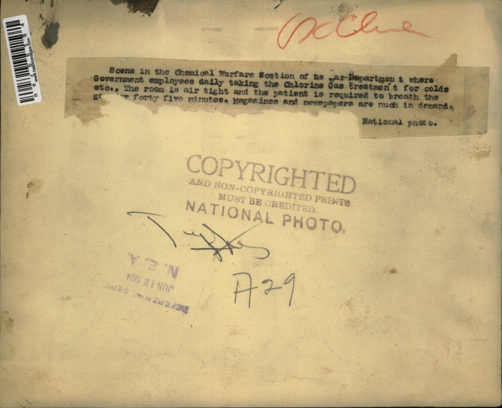 1924 Press Photo Chemical Welfare Poisition Government Employees Taking Chlorine