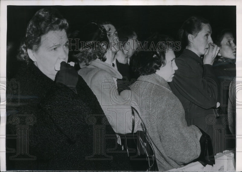Load image into Gallery viewer, 1954 Press Photo New York women Soviet Delegation staff, body of Andrel
