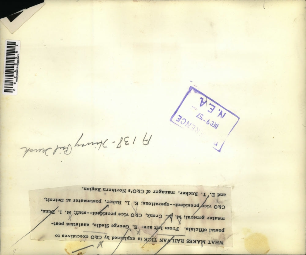 1957 Press Photo C & O executives and postal officials