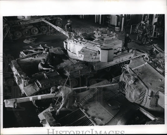 1970 Press Photo Israel, repair of military equipment during ceasefire