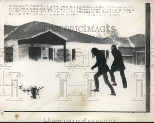 1957 Press Photo Northern Amarillo Hughe Snow Drifts Blizzard - nec67383