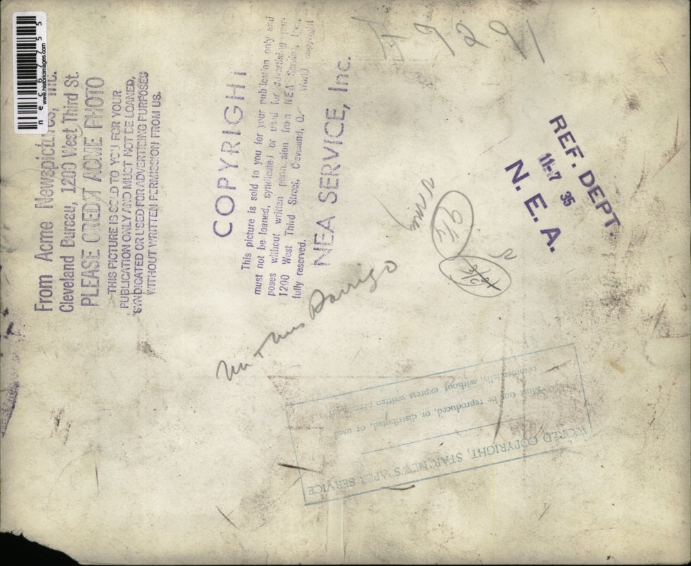 1935 Press Photo Mr & Mrs Darringo w/ their son - nec67755