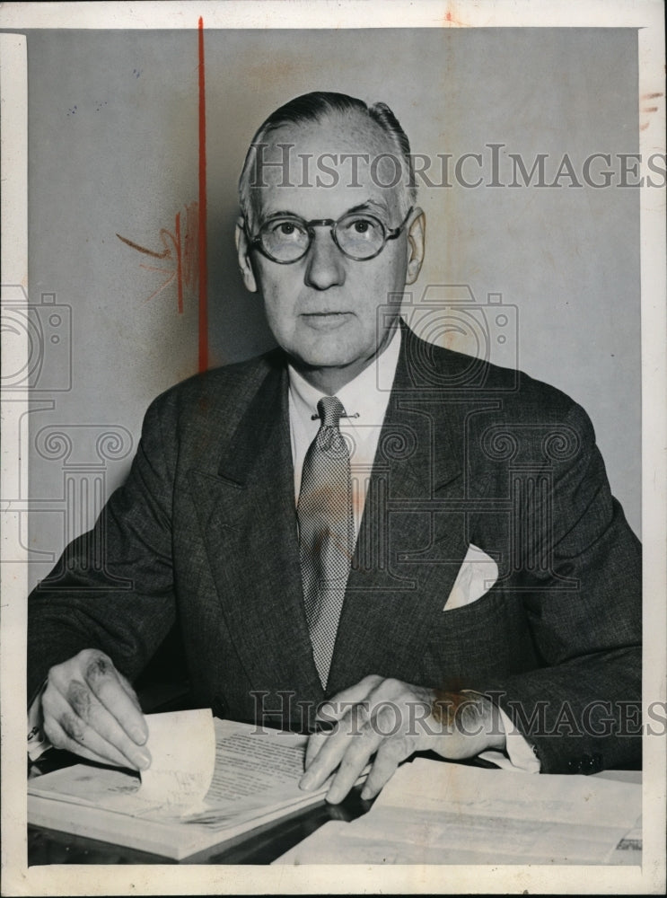 1947 Press Photo Post UNRRA Relief Fund admin Richard Allen in DC