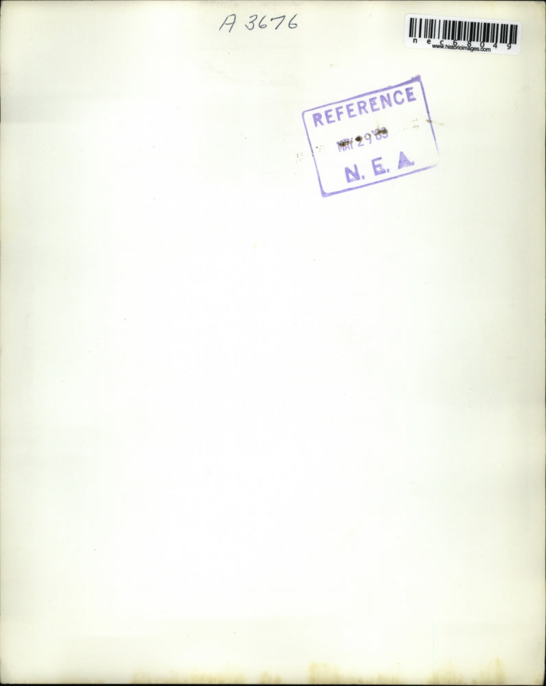 1969 Press Photo Minneapolis, MN Univ of Mn students protest at ROTC Armory