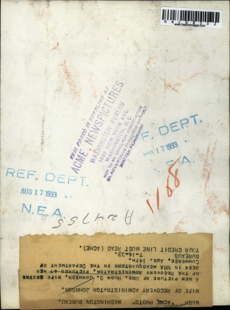 1933 Press Photo Mrs Hugh S Johnson Wife Of Recovery Administrator At Her Desk N