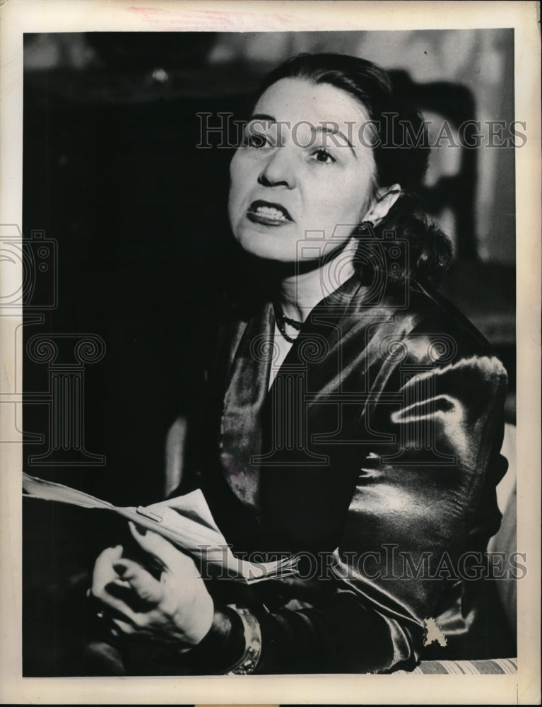 Press Photo Opera Singer Josepha Chekova Tells Of Communist Takeover - nec68397