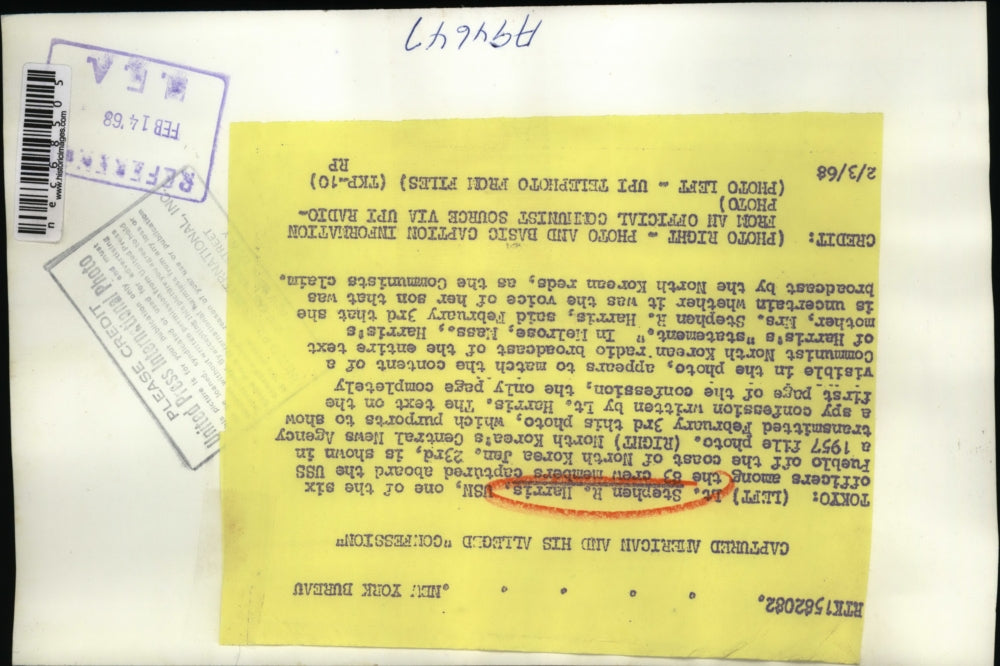 1968 Press Photo Captured Lt. Stephen R. Harris and his allleged "Confession"