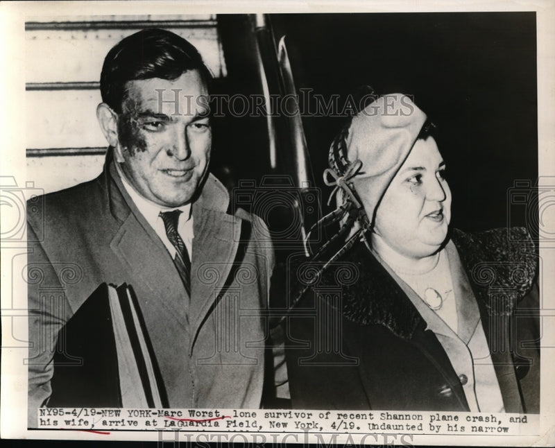 Load image into Gallery viewer, 1948 Press Photo Marc Worst with his wife as they arrived at LaGuardia Field
