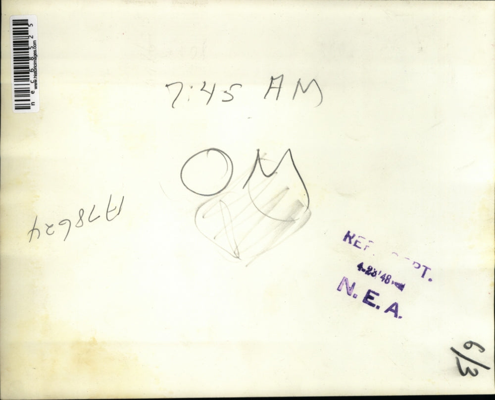 1948 Press Photo Marc Worst with his wife as they arrived at LaGuardia Field