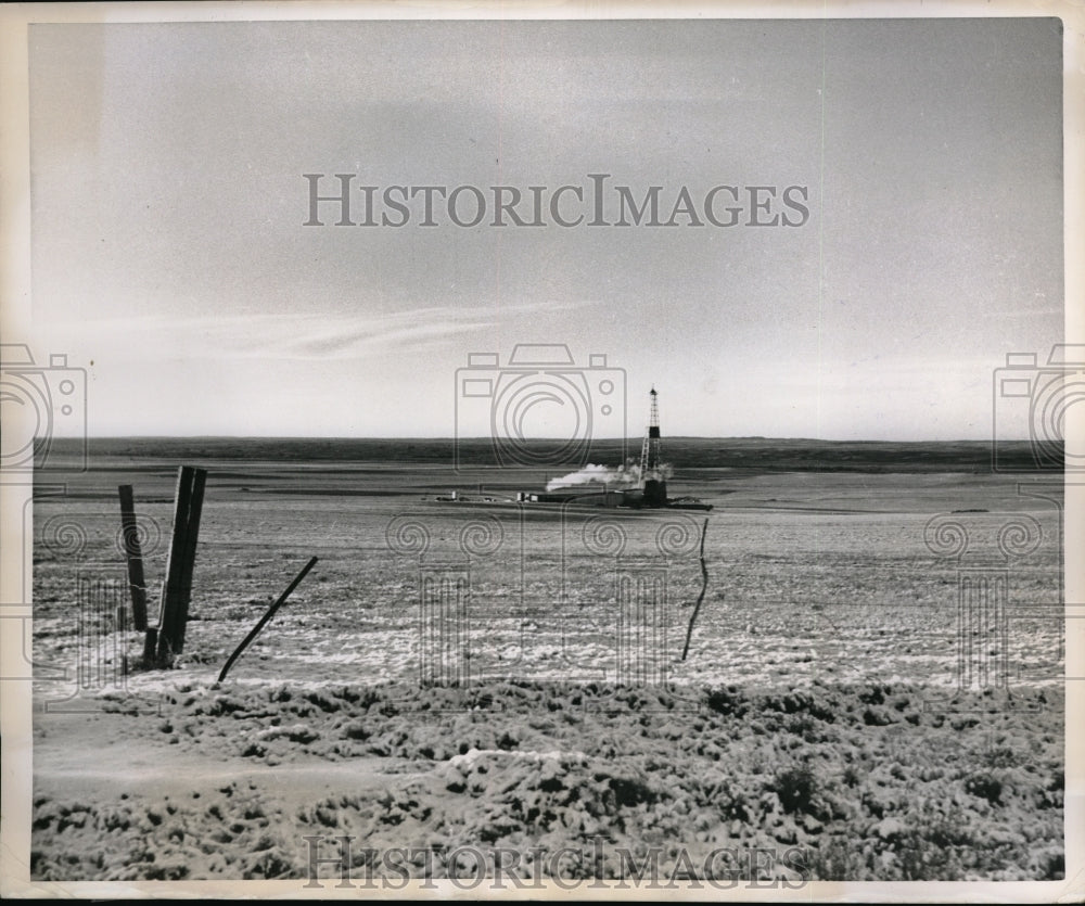 1952 Press Photo Typical new well site on the Montana Plains near Poplar as the