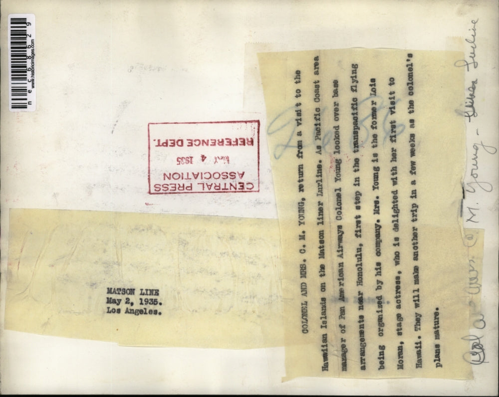 1935 Press Photo Colonel and Mrs. Young as they return