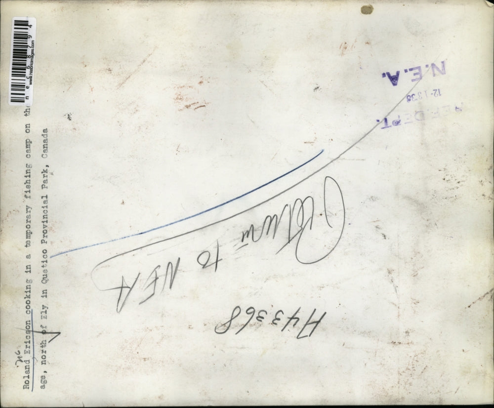 1935 Press Photo Roland Erickson At Fishing Camp In Quebec