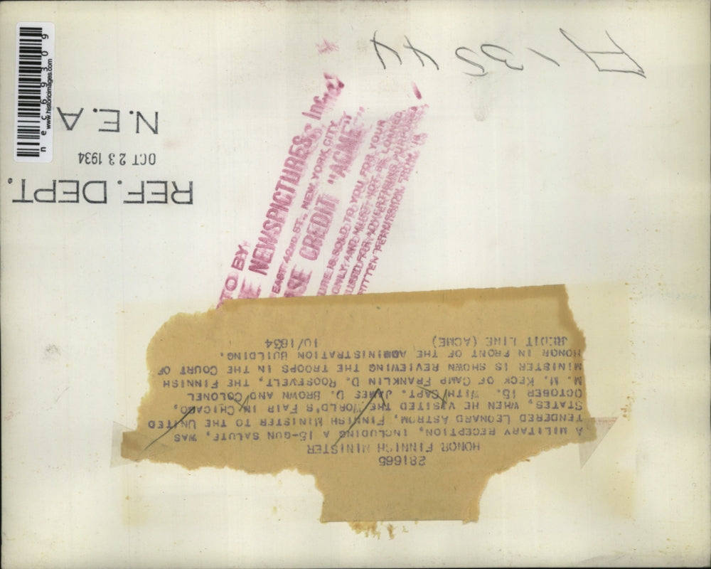 1934 Press Photo Military honrs for Finnish Minister to the US Leonard Astrom