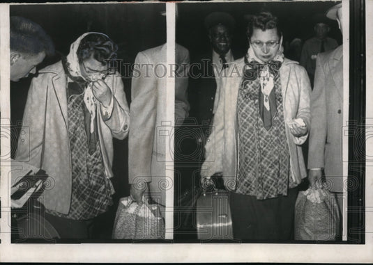 1957 Press Photo Nabejda Kozmin weeps as a newsman asks her about her sons she