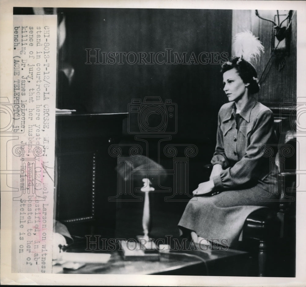 1949 Press Photo Nola Larson Testifies at James McLoone Murder Trial of Husband