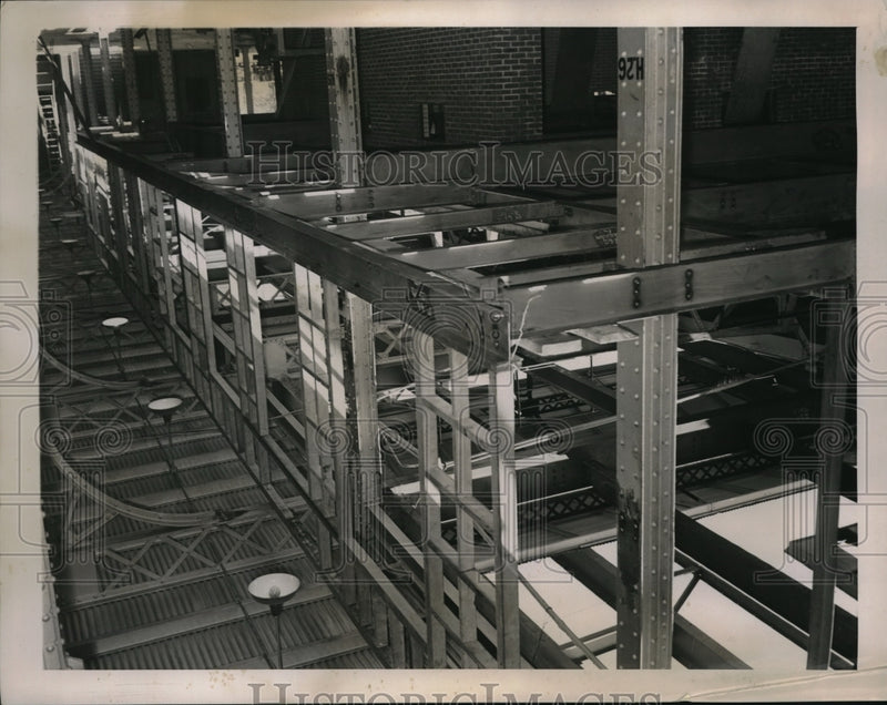 Load image into Gallery viewer, 1940 Press Photo Old Betting ring at Belmont Park Race Track
