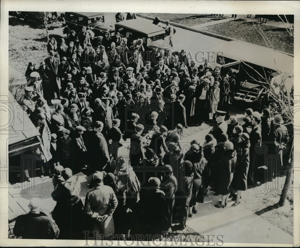 1932 Press Photo Funeral service of Billy Reynolds slain at Detroit Grocery.