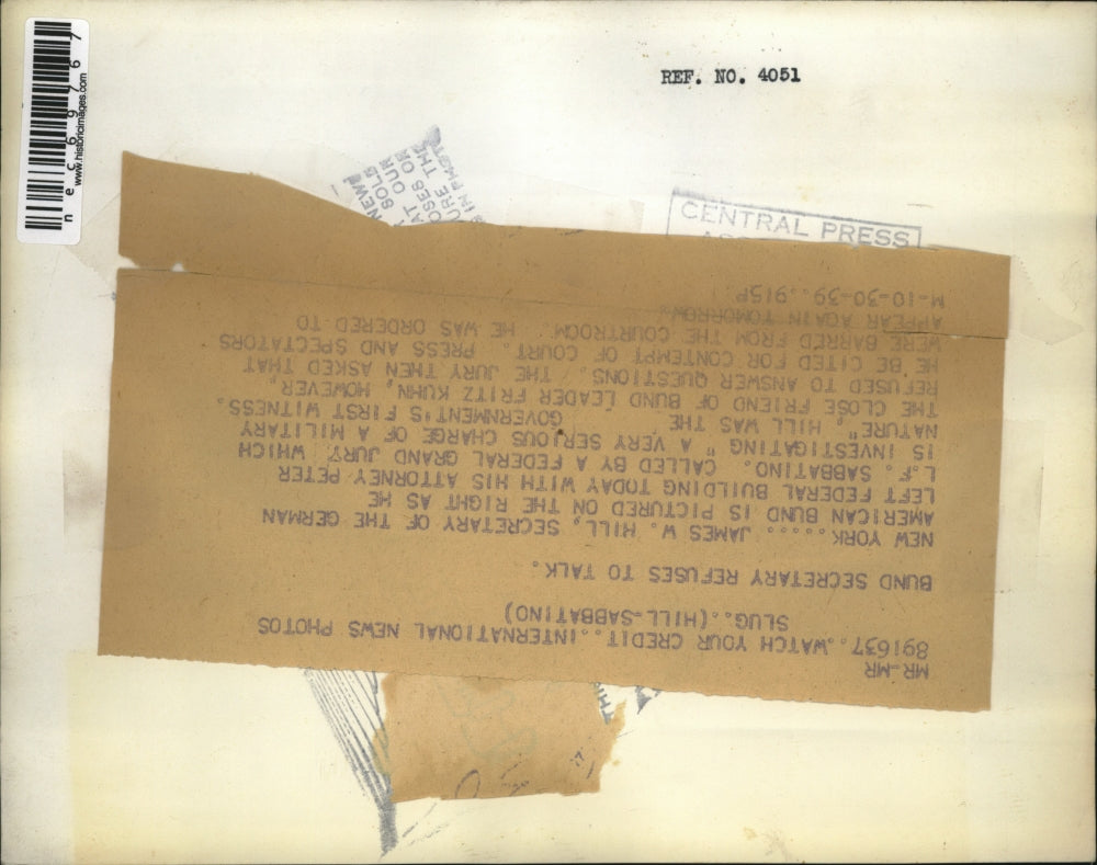 1939 Press Photo James W. Hill with Attorney Peter L.F. Sabbatino Leaving Court