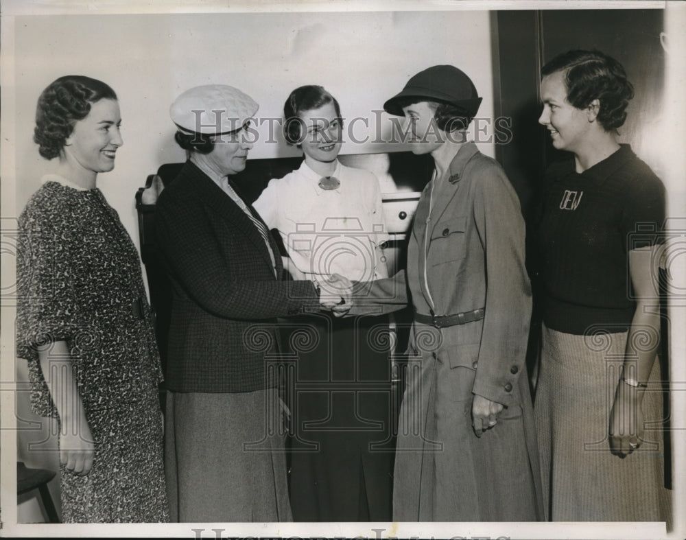 1935 Press Photo Girl Scout Head Mrs. Paul Rittenhouse, L. Smith, Mrs. Brady