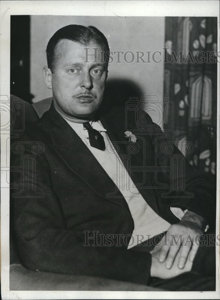 1933 Press Photo Drexel Biddle Steele In LA Home After Fight in Embassy Club