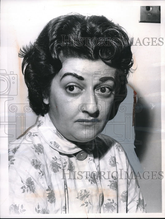 1962 Press Photo Mrs. Frances Gatewood, Victim of Purse Snacthing at Apartment