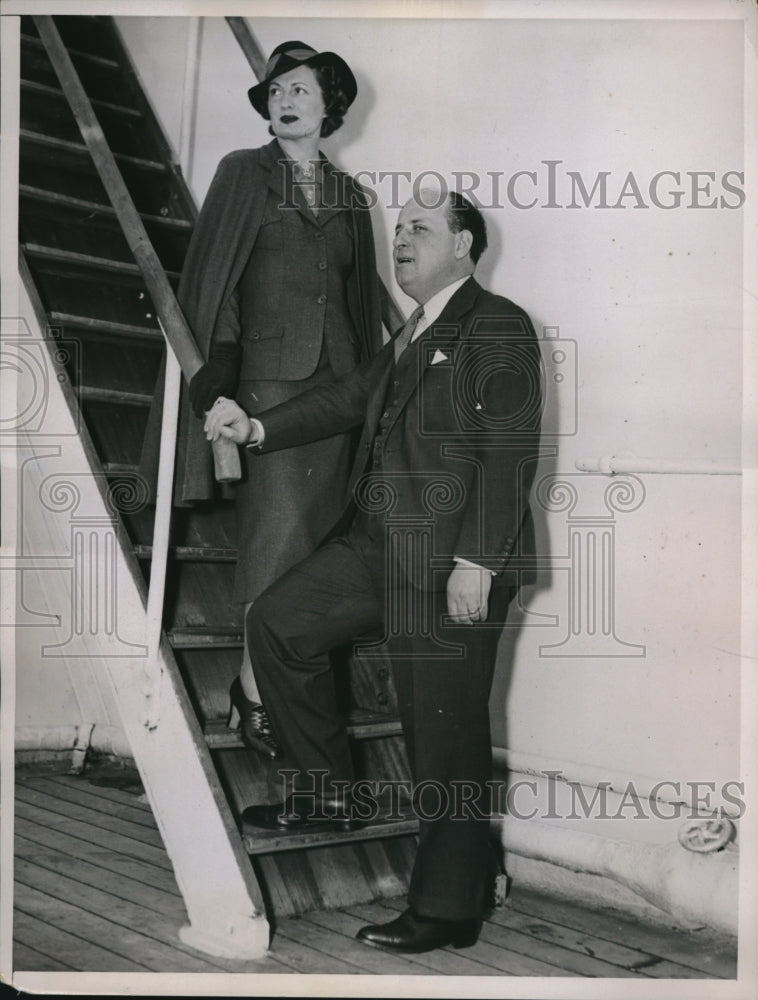 1937 Press Photo Mr and Mrs M. Silvershein aboard ocean liner