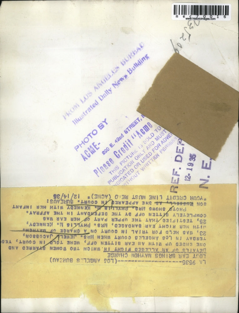 1935 Press Photo Mrs. Phyllis M. Kennedy with Son Russell Appears in Court