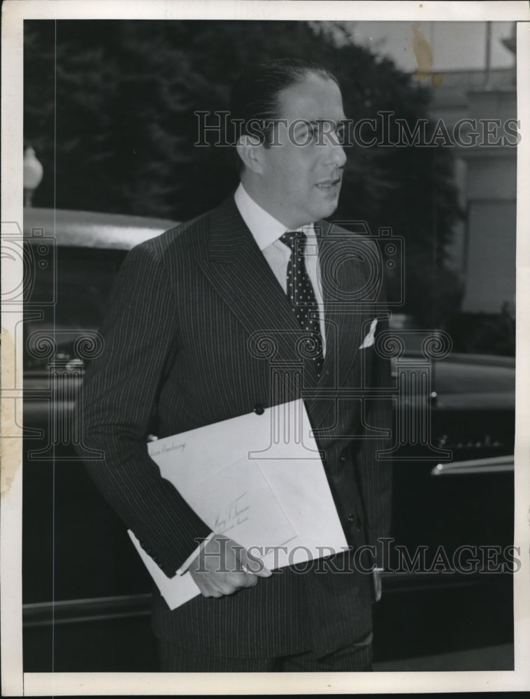 1952 Press Photo Brazil ambassador to US Walther Moreira in Wash DC- Historic Images