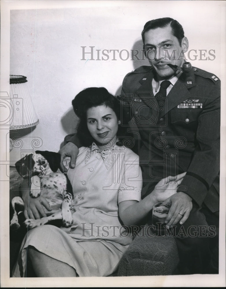 Load image into Gallery viewer, 1952 Press Photo Sacramento, Cal. Capt Jerome M Schechter &amp; wife
