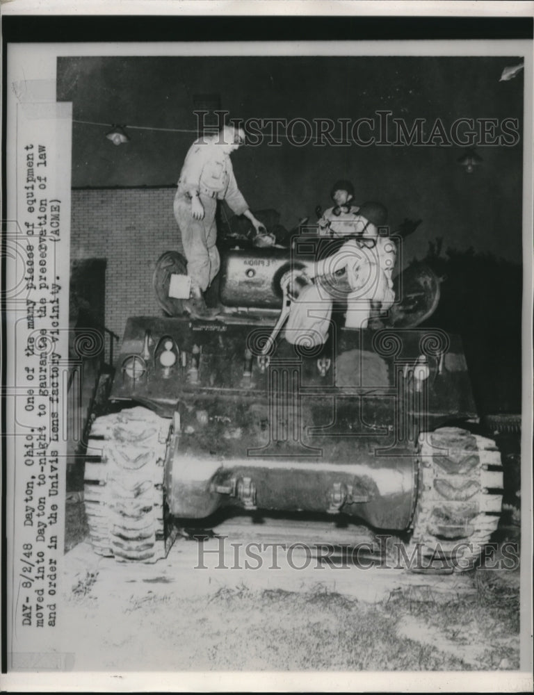 1948 Press Photo Dayton, Ohio Univis Lens factor strike & Natl Guardsmen