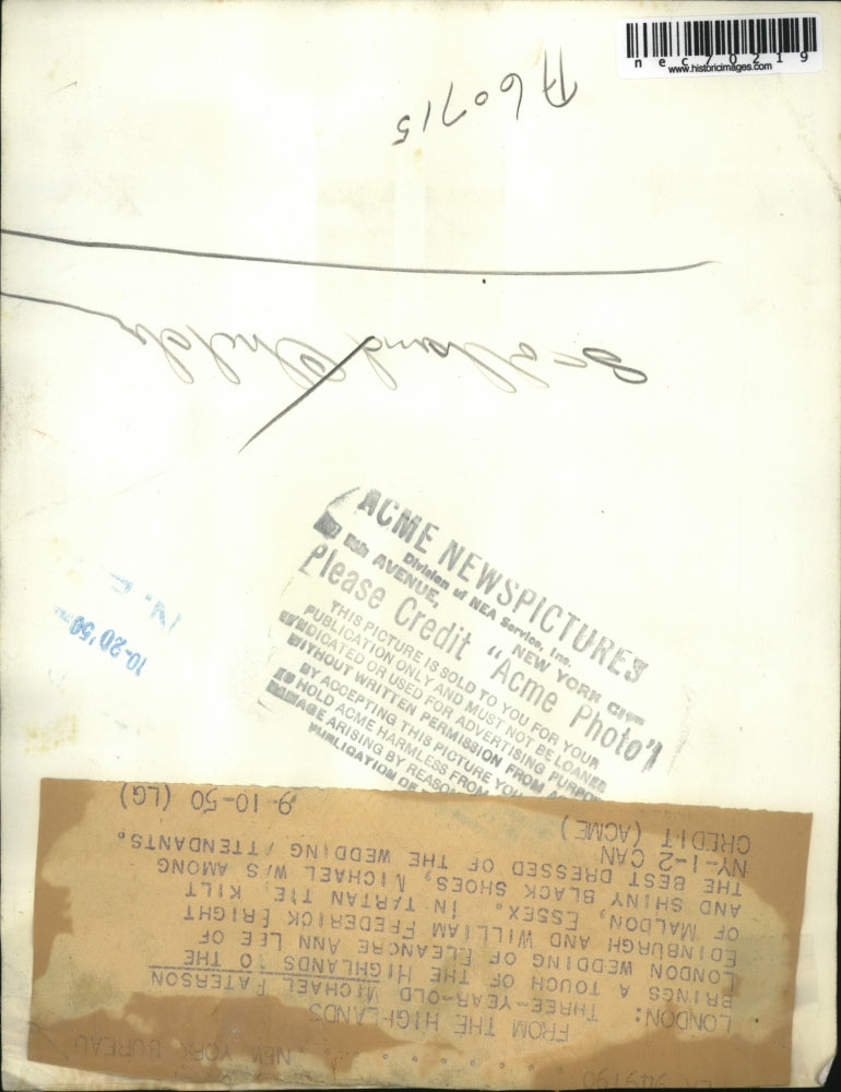 1950 Press Photo London, Michael Paterson, age 3 in tartan kilt - nec70219